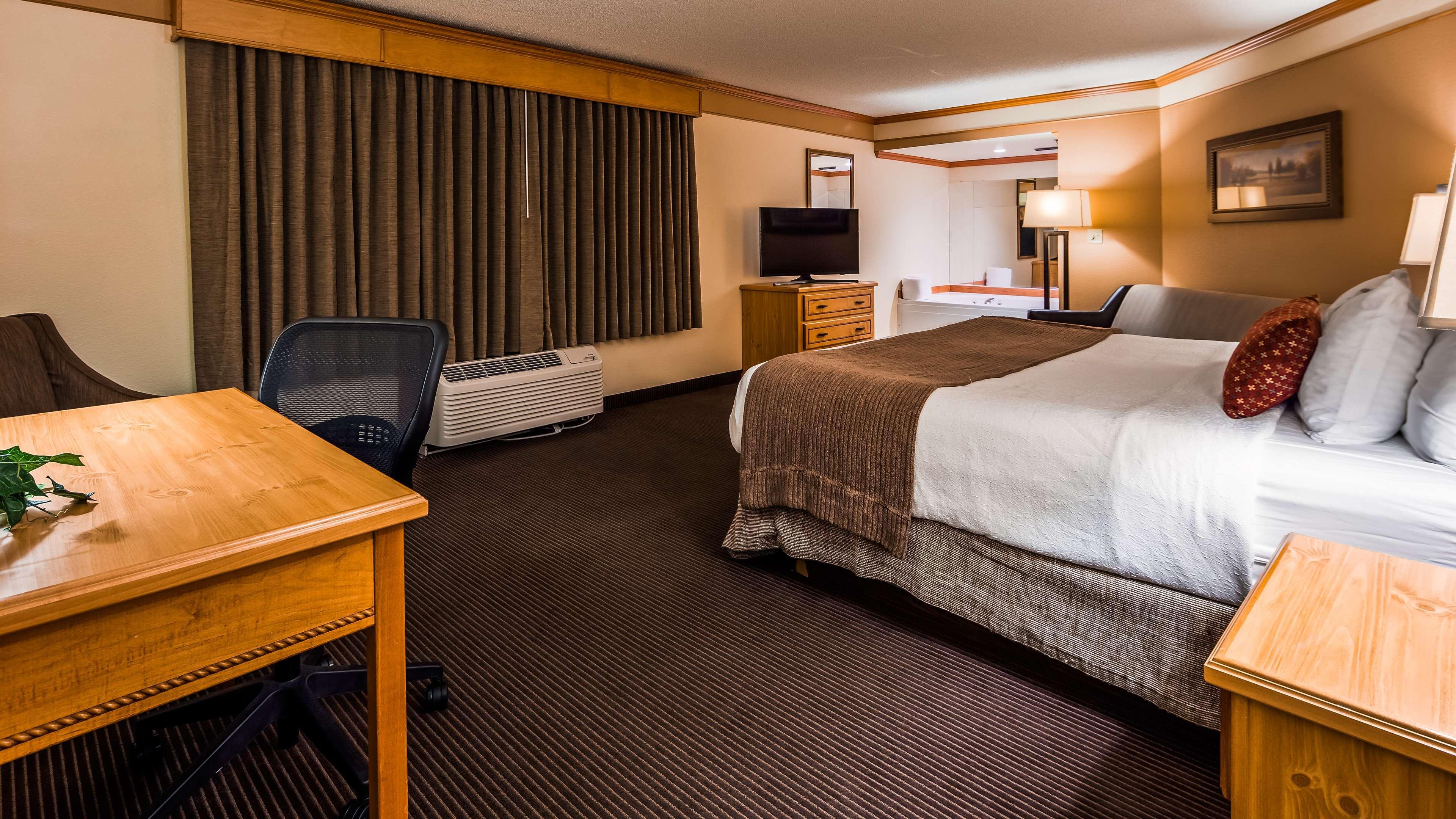 Best Western Plus Sidney Lodge Exterior foto