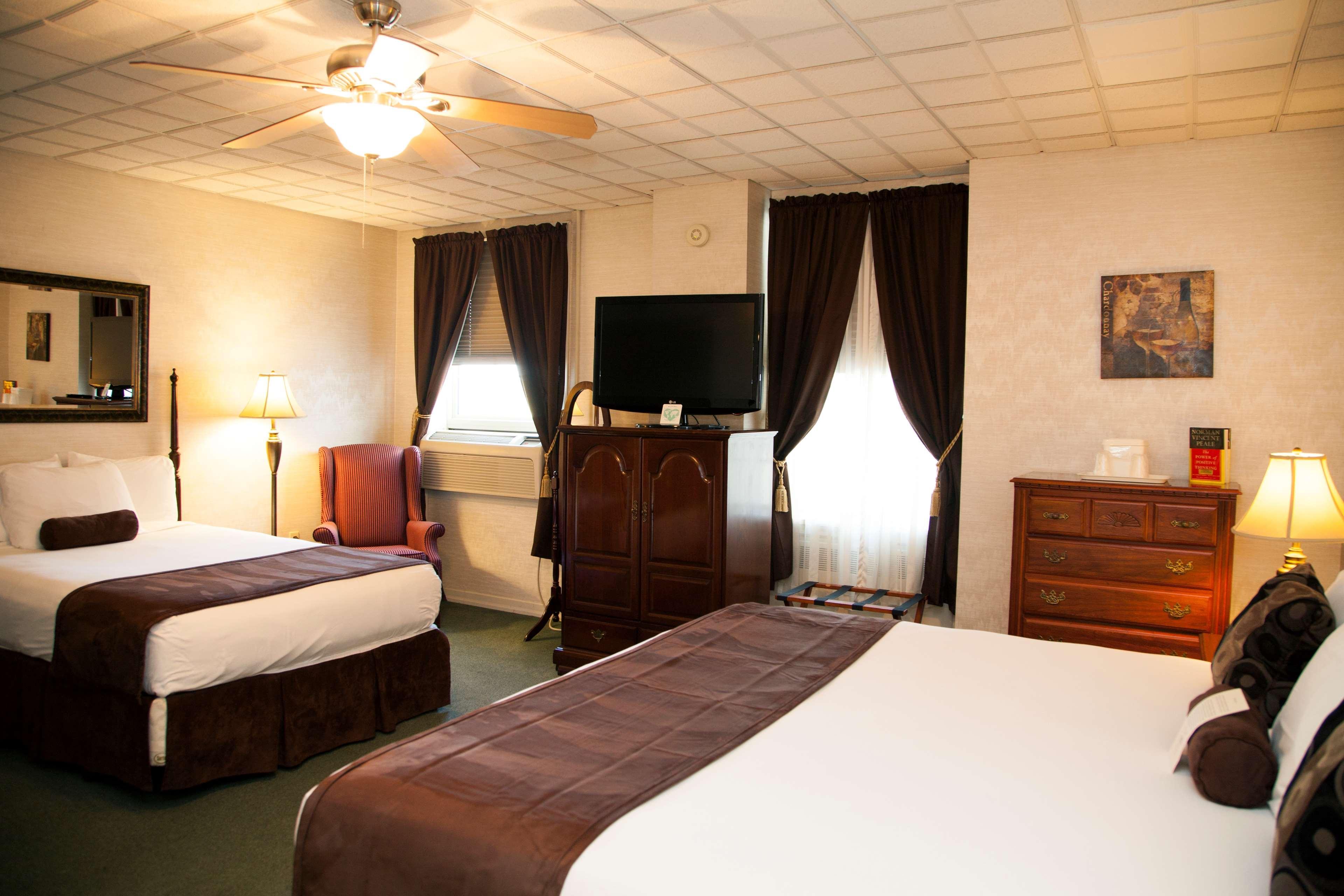 Best Western Plus Sidney Lodge Exterior foto